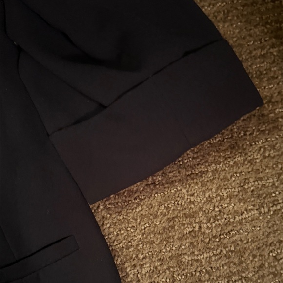 Express Classic Black Jacket - Picture 4 of 6